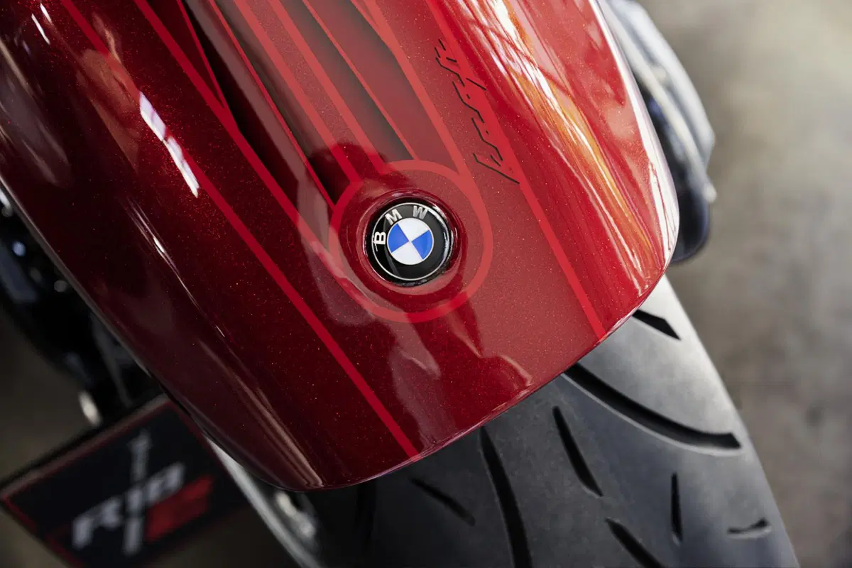 BMW Concept R 18 /2 ad EICMA 2019: una power cruiser per la casa dell'elica (10)