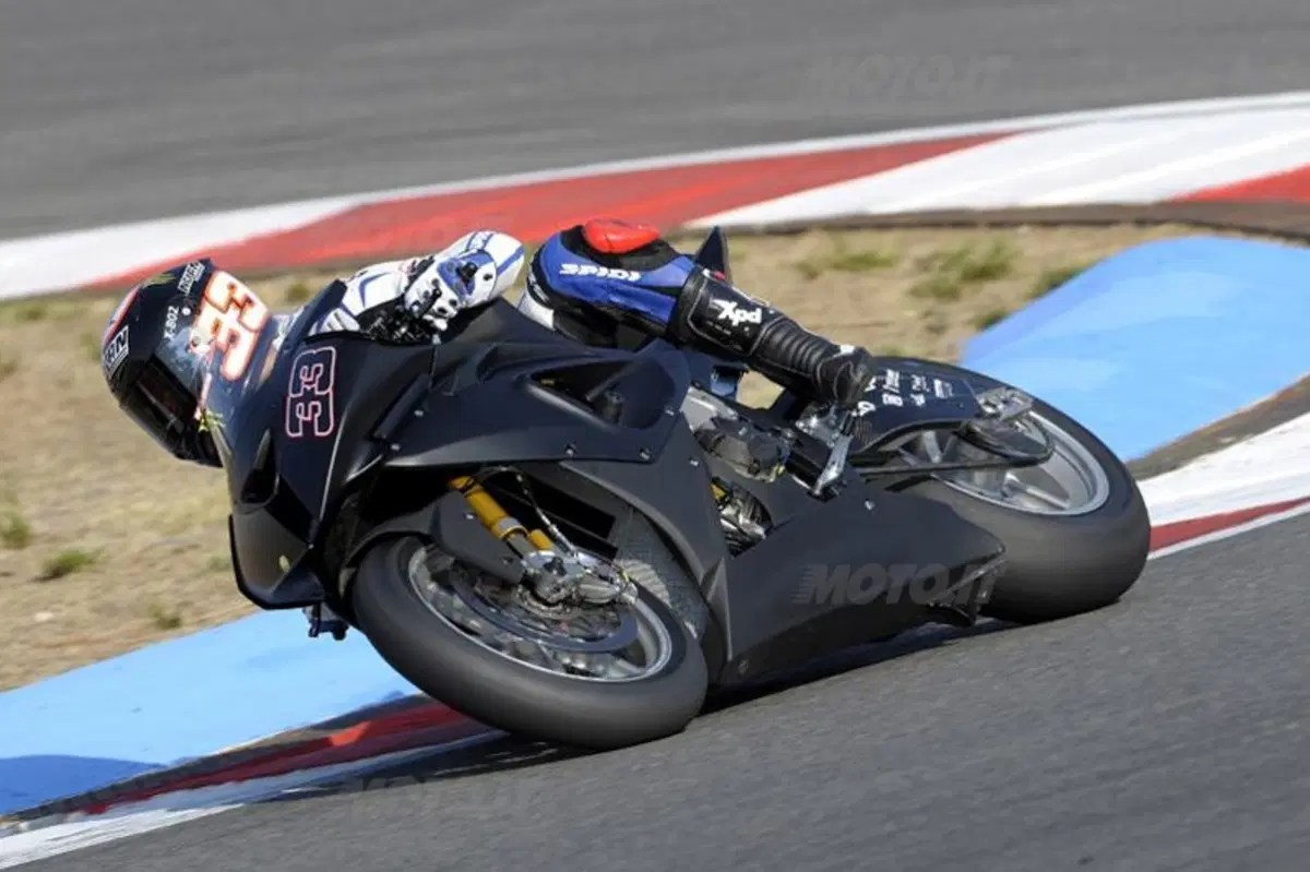 Ultimi test 2011 per i team del mondiale Superbike (2)