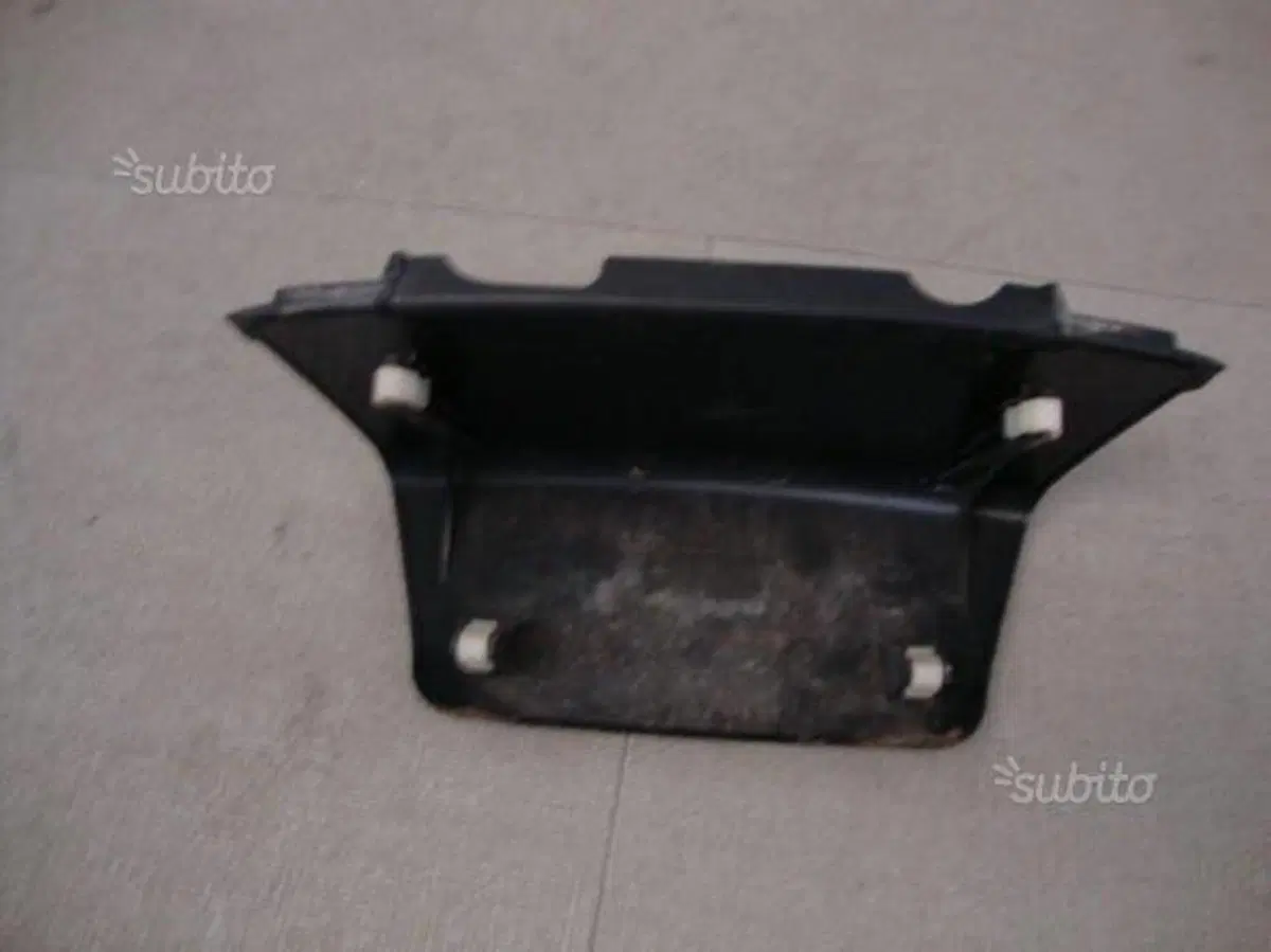 Coperchio centrale suzuki burgman 400 '03