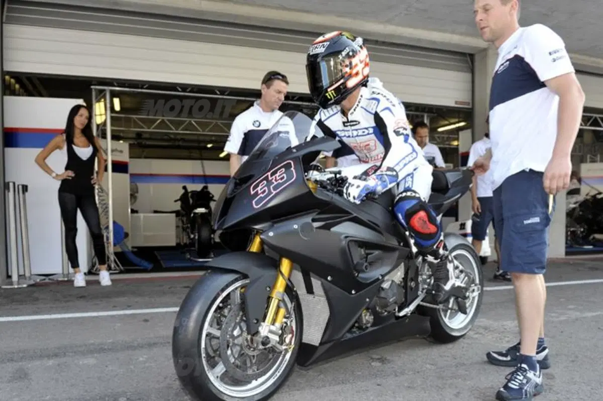 Ultimi test 2011 per i team del mondiale Superbike (3)