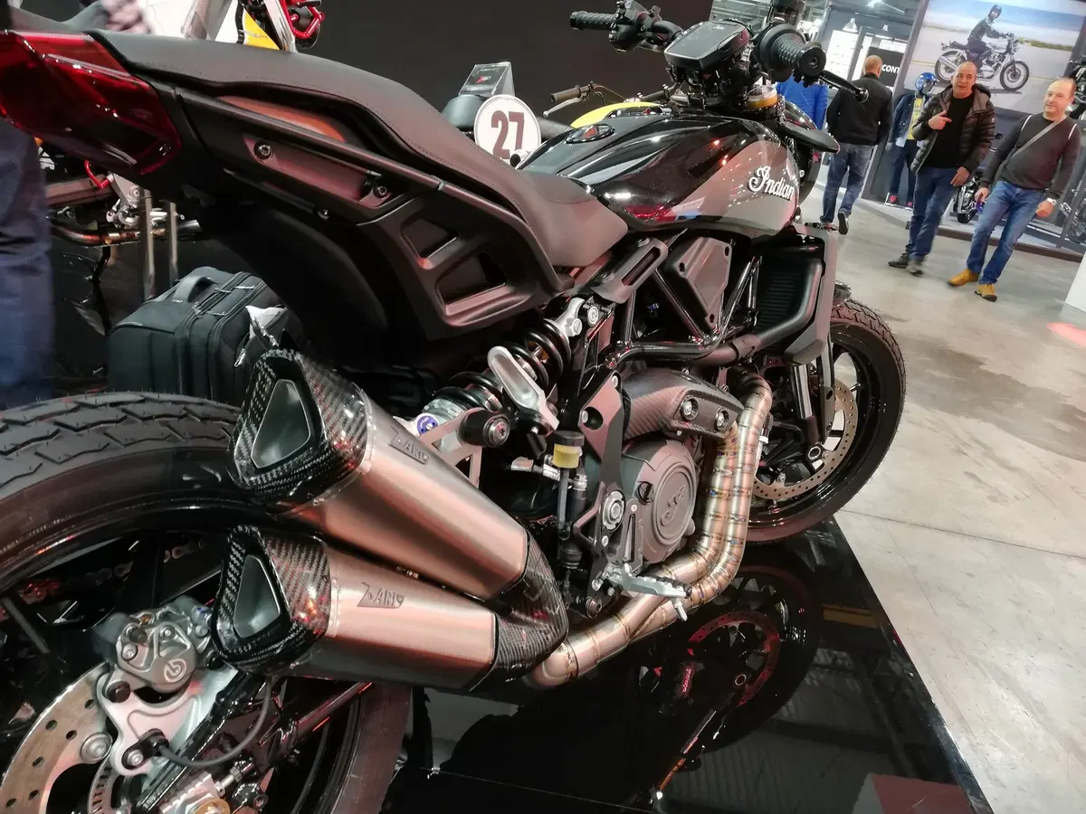 Zard a EICMA 2019: novità per Triumph, Royal Enfield e Indian (4)