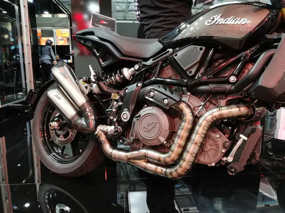 Zard a EICMA 2019: novità per Triumph, Royal Enfield e Indian (2)