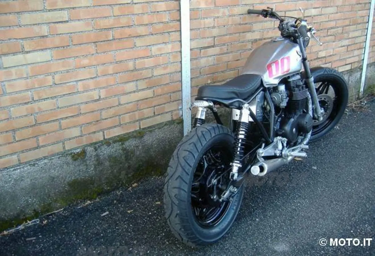 Le strane di Moto.it: "Honda CB 650 B"