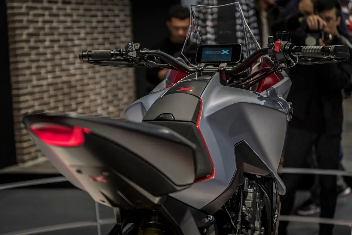 Honda CB4X concept a EICMA 2019  (5)
