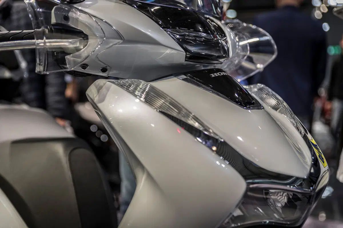 Nuovo Honda SH 125i 2020: foto e dati (7)