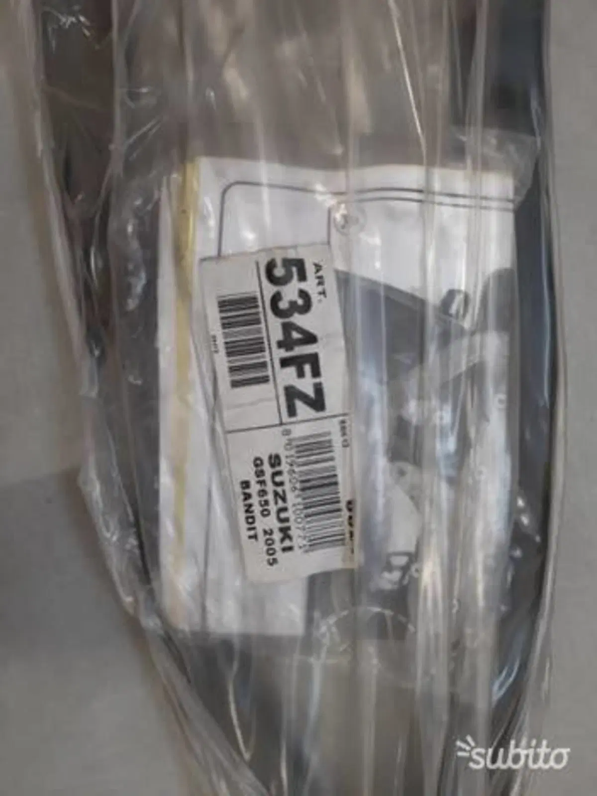 Lat. monorack suzuki gsf bandit 650 '05 Givi (2)