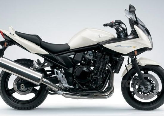 Torna la Suzuki Bandit 650SA