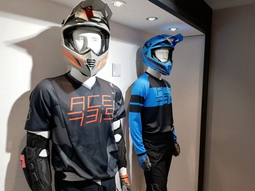 Acerbis: nuovo abbigliamento per cross, touring e bici a EICMA 2019 (7)