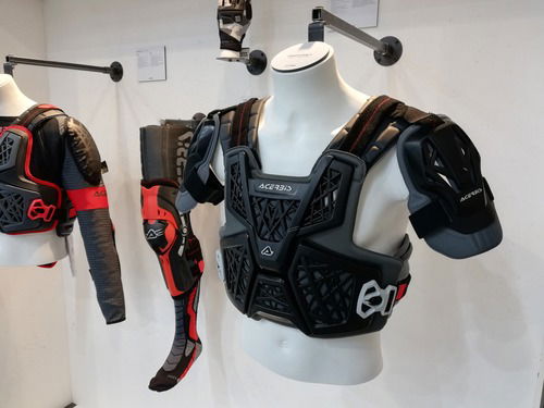 Acerbis: nuovo abbigliamento per cross, touring e bici a EICMA 2019 (6)