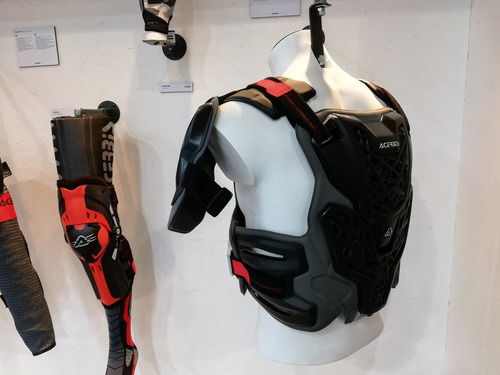 Acerbis: nuovo abbigliamento per cross, touring e bici a EICMA 2019 (2)