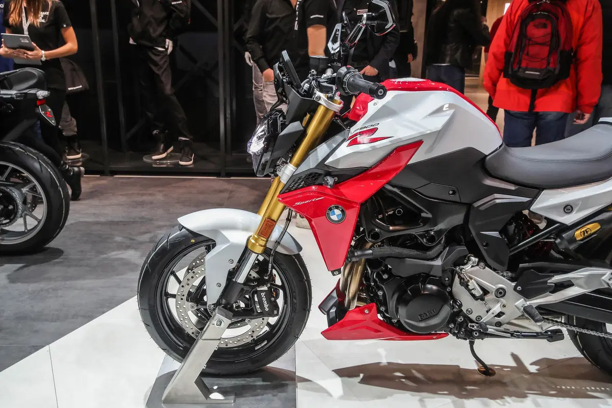  Nuova BMW F 900 R a EICMA 2019: foto, dati e prezzi (3)