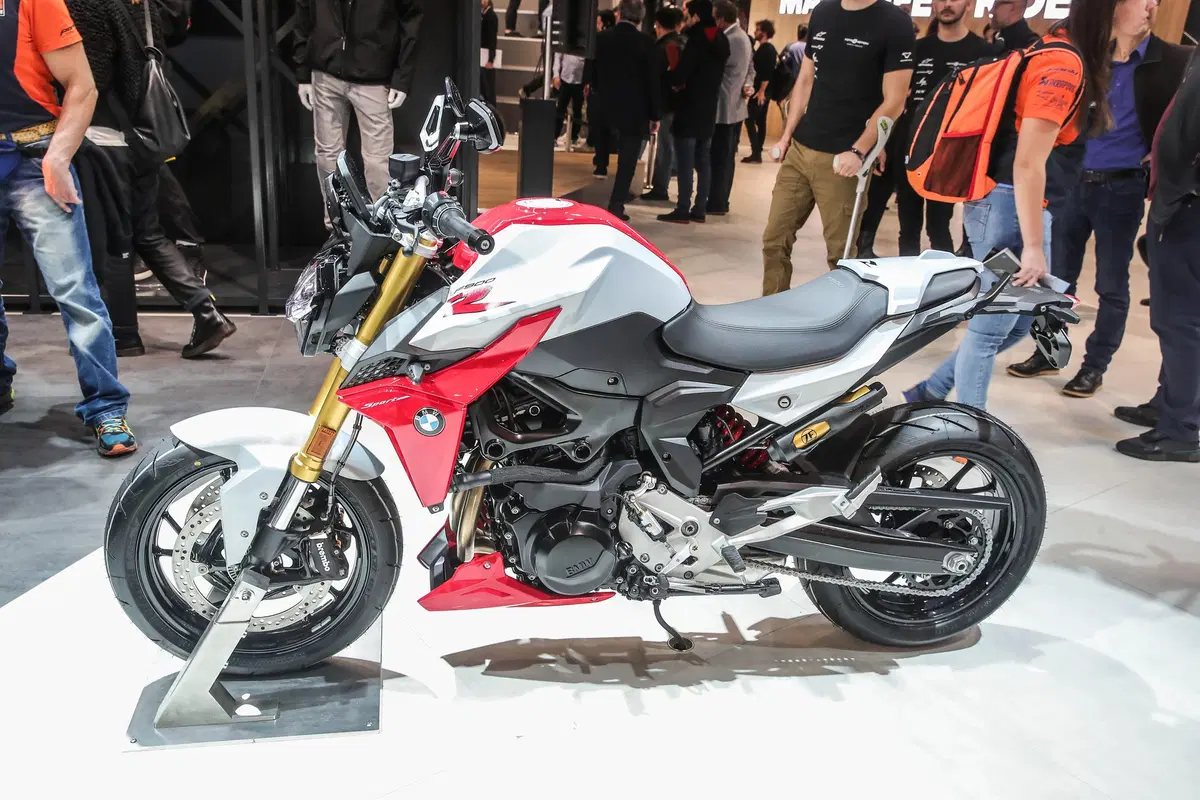  Nuova BMW F 900 R a EICMA 2019: foto, dati e prezzi (10)