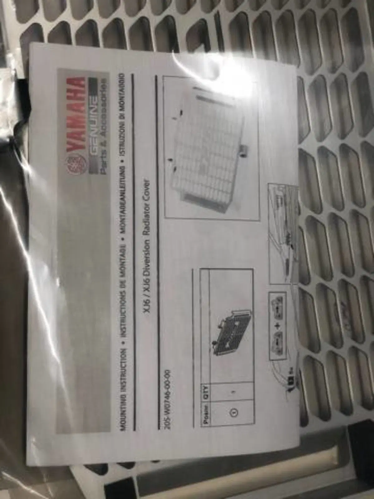 COPRI RADIATORE XJ6 Yamaha (2)