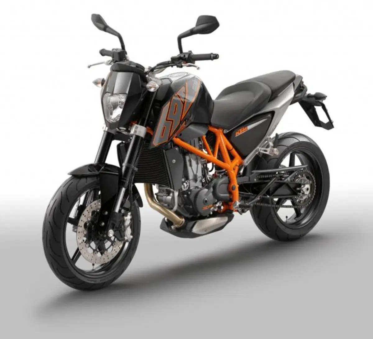 Vinci una 690 Duke. Partecipa al concorso KTM