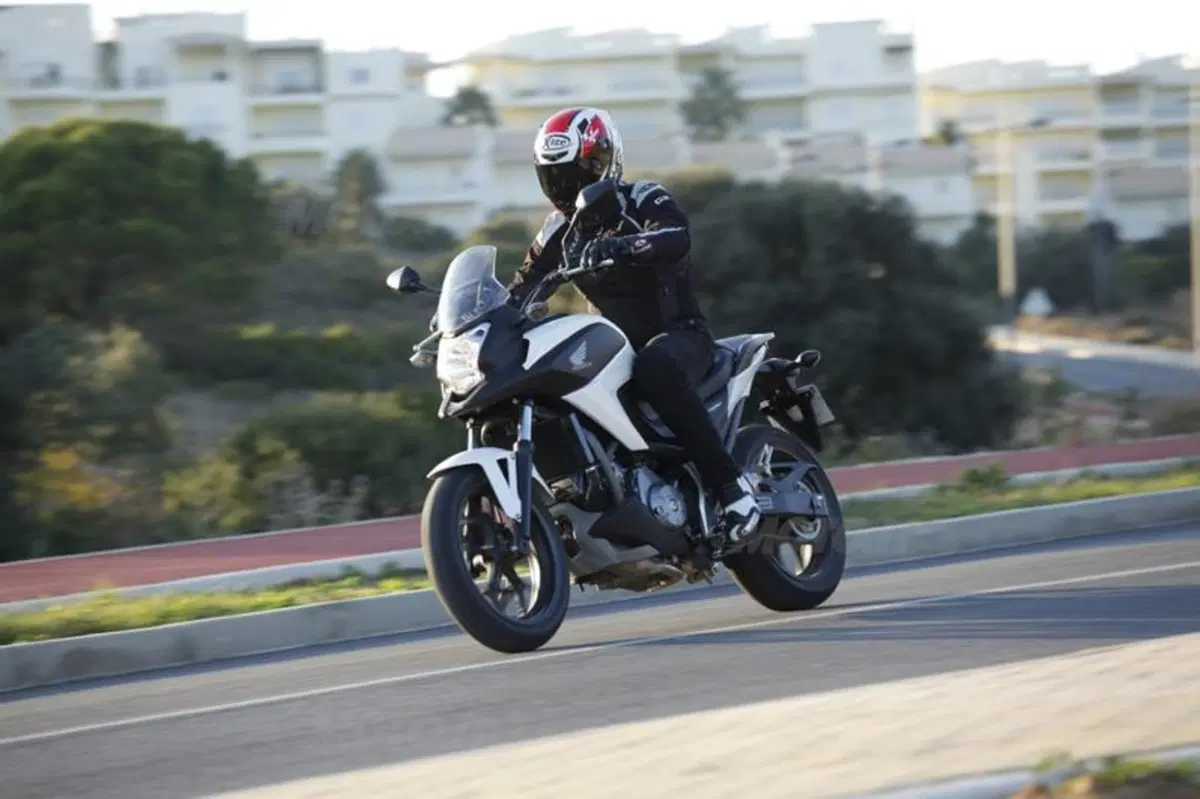 Honda NC700X  (5)