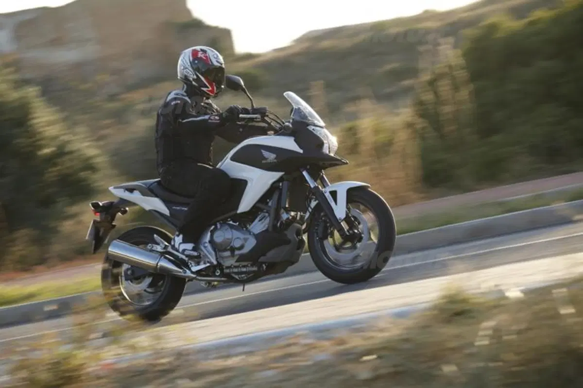 Honda NC700X  (7)