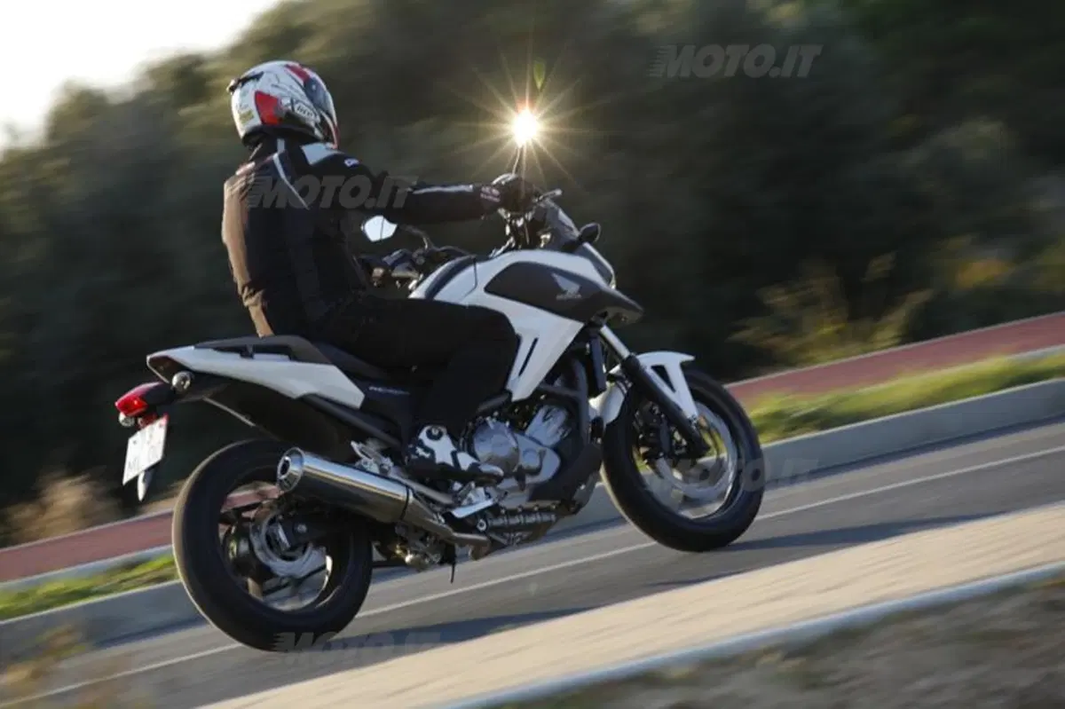 Honda NC700X  (9)