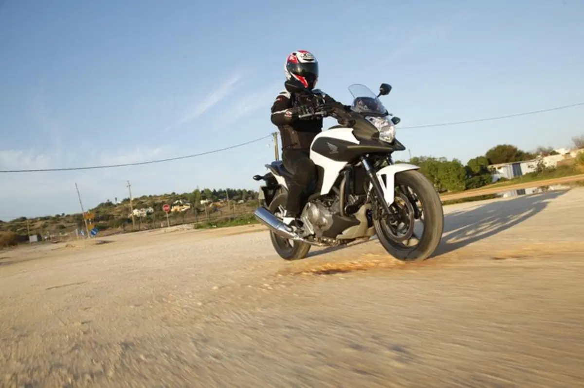 Honda NC700X  (13)