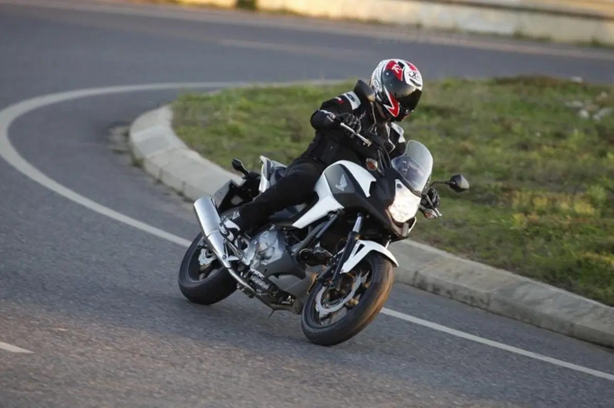 Honda NC700X  (19)
