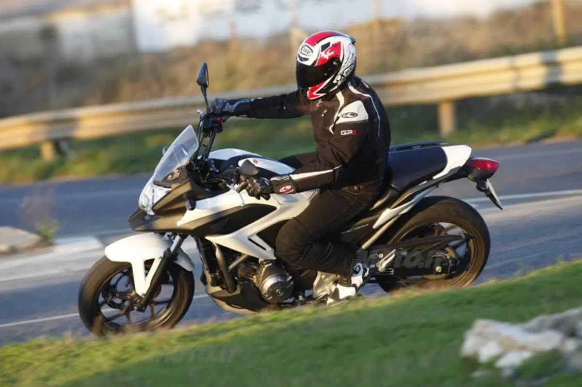 Honda NC700X  (20)