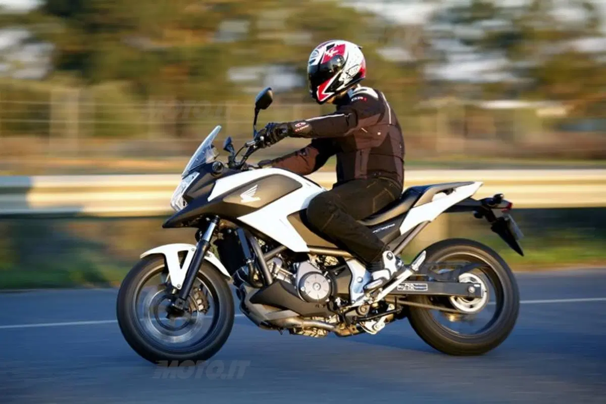 Honda NC700X  (21)