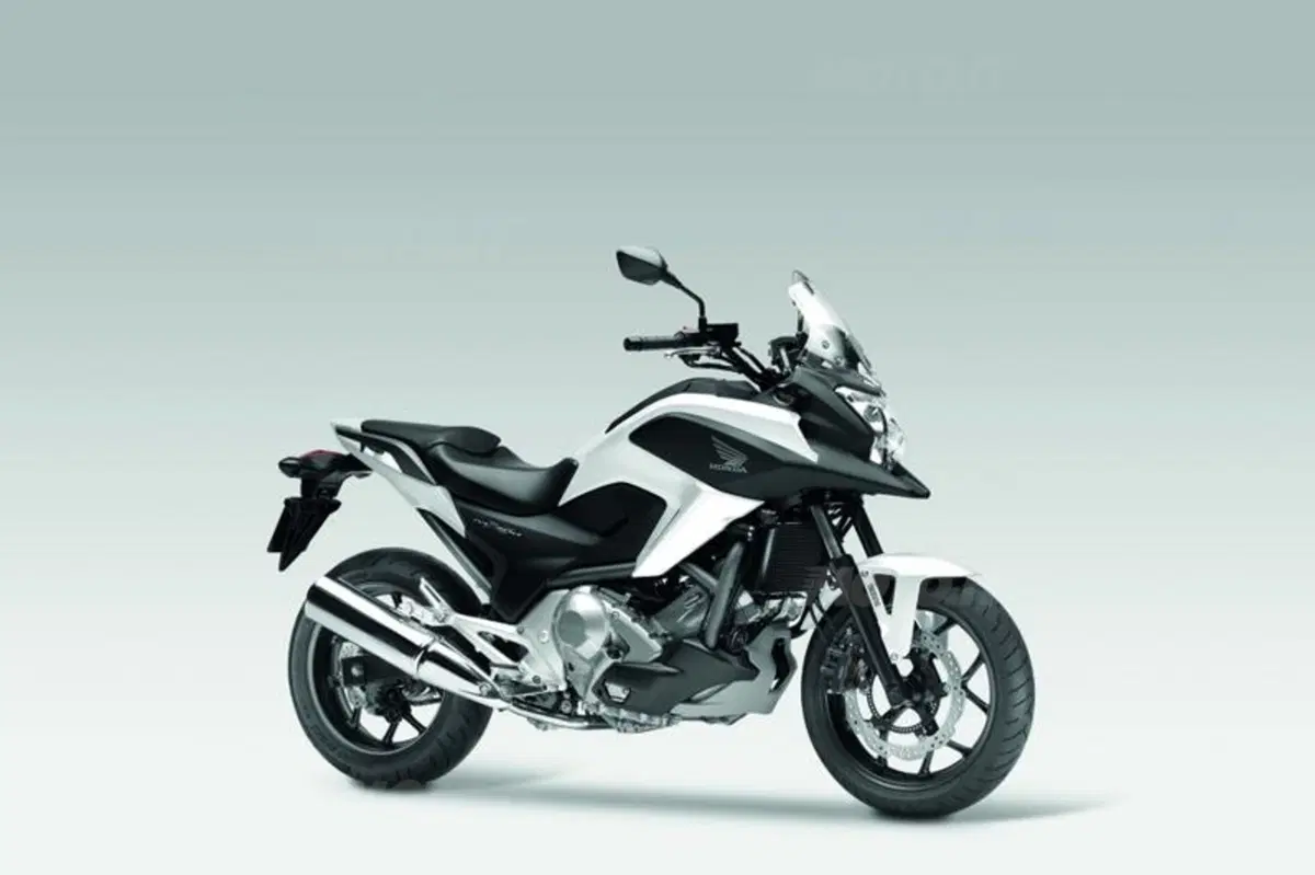 Honda NC700X  (24)