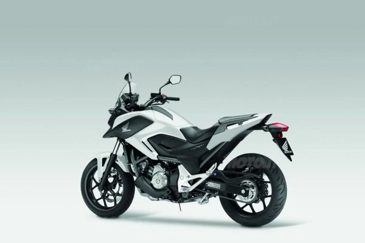 Honda NC700X  (31)