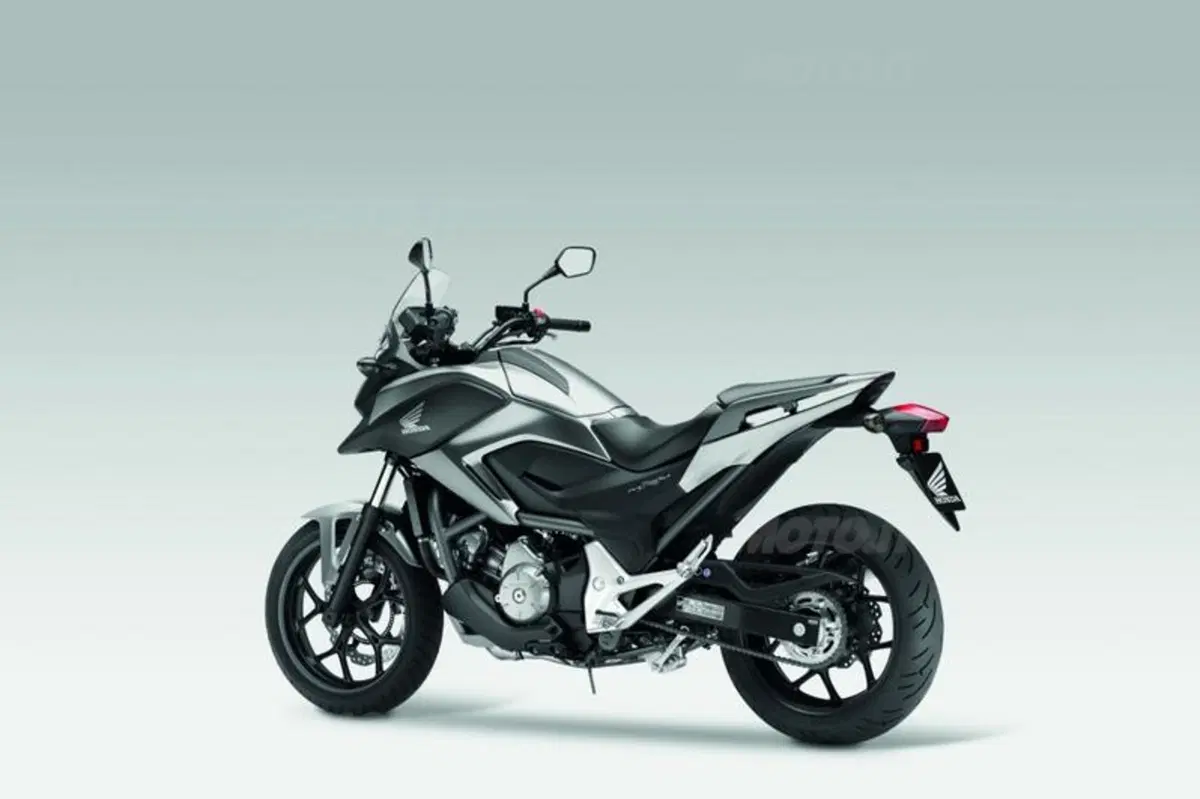 Honda NC700X  (33)