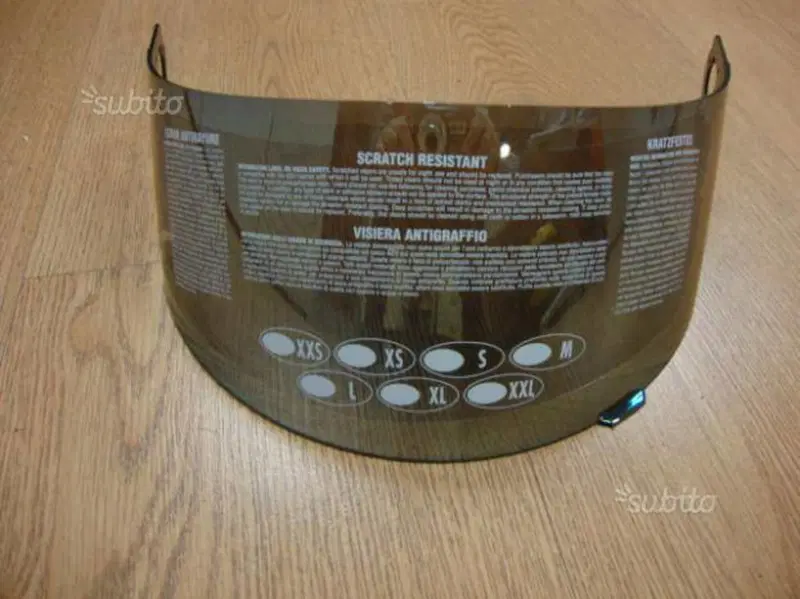 Visiera per casco AGV (2)