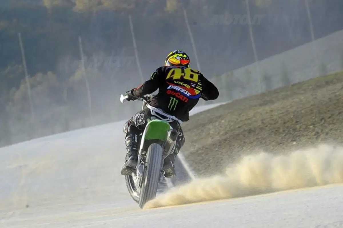 Primi test di collaudo per Rossi al ranch "La Biscia" (8)