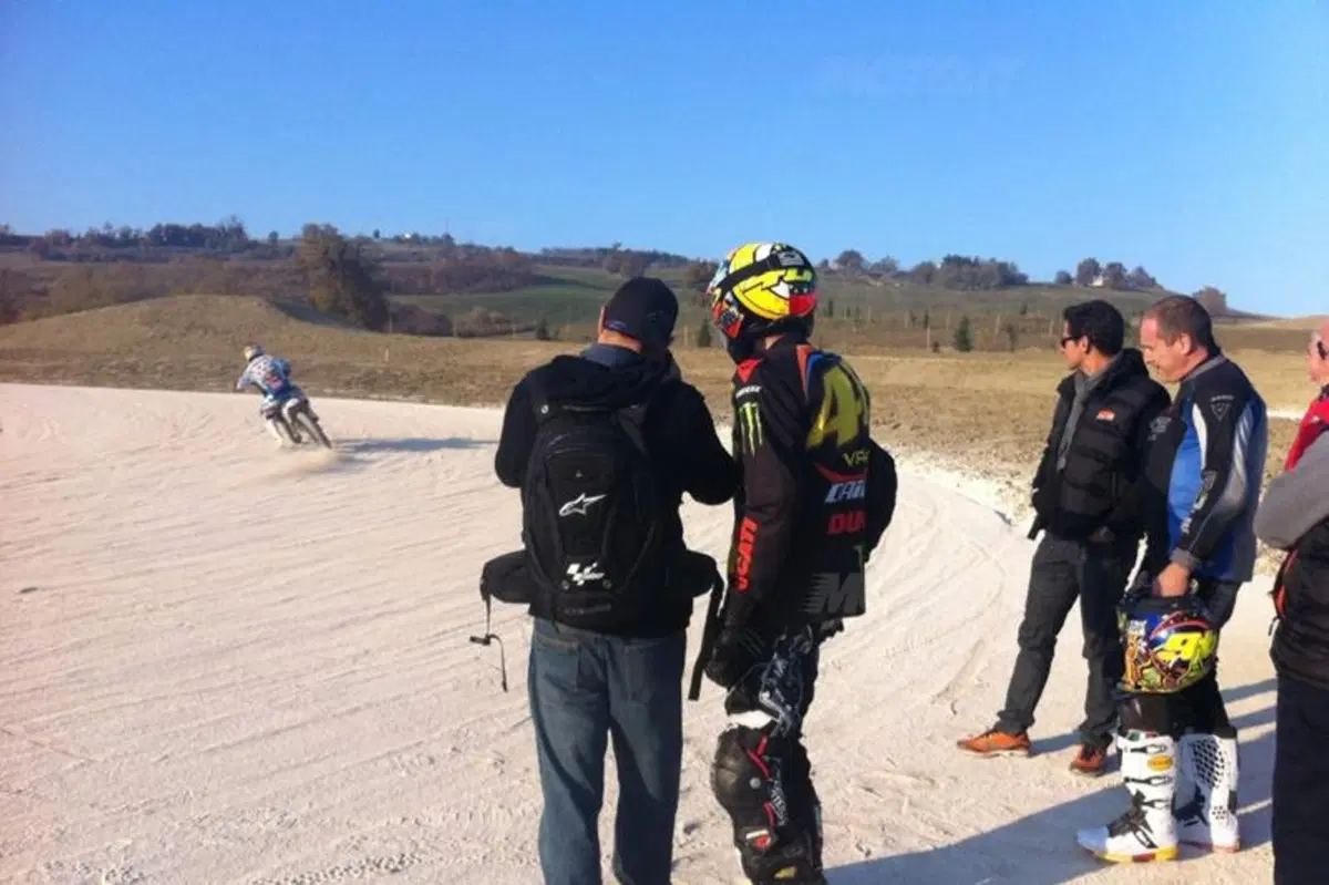 Primi test di collaudo per Rossi al ranch "La Biscia" (9)
