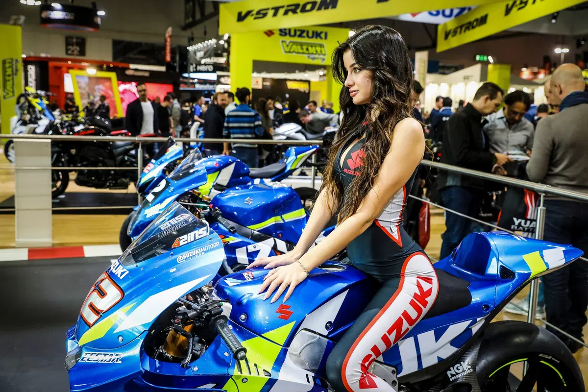 Le ragazze di EICMA 2019 (18)