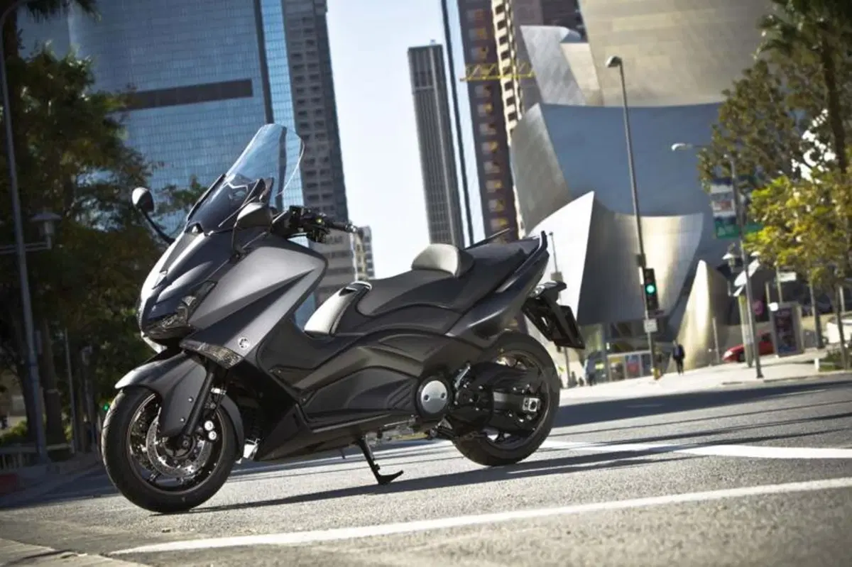 Yamaha TMAX 530  (23)