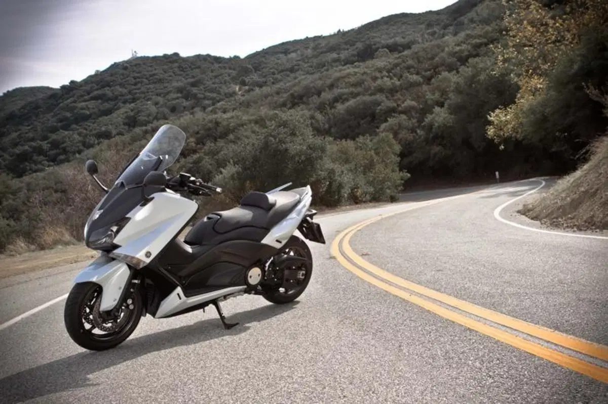 Yamaha TMAX 530  (34)