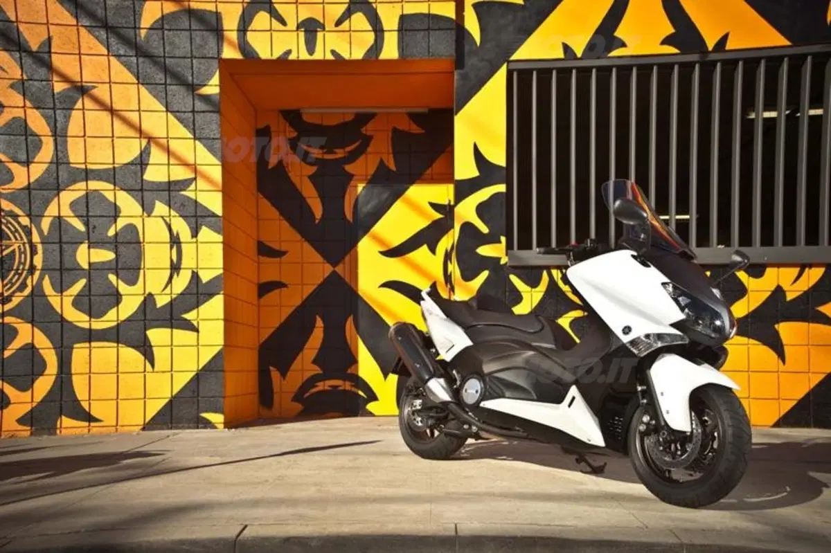 Yamaha TMAX 530  (42)