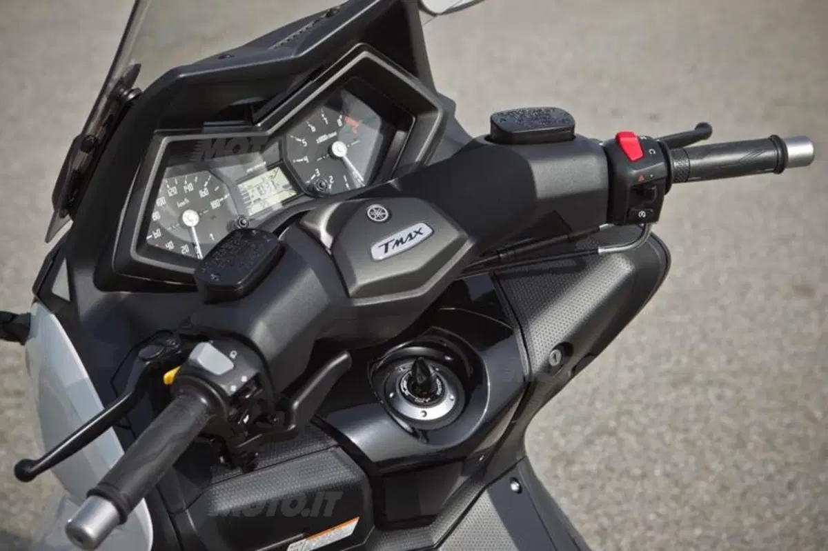 Yamaha TMAX 530  (60)
