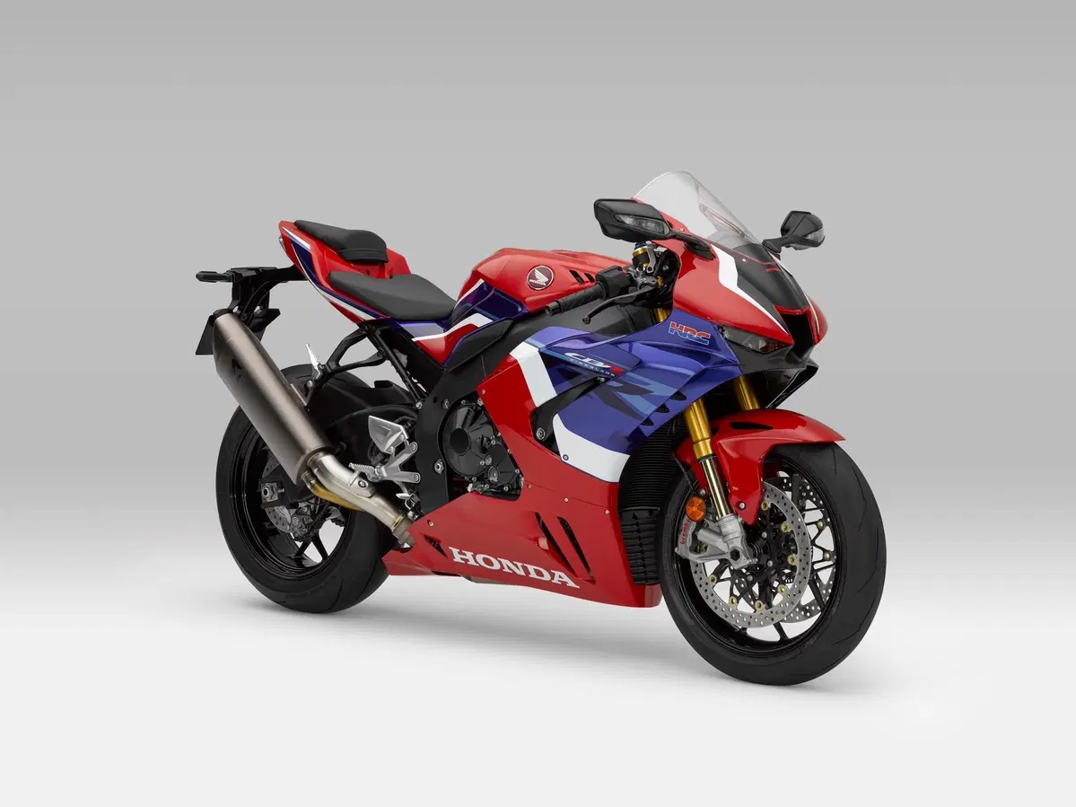 Marc Marquez: "Ma è davvero una moto stradale?"