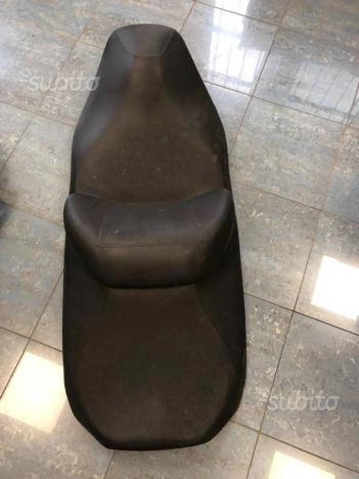 Sella Suzuki Burgman 400 2003/06 (2)