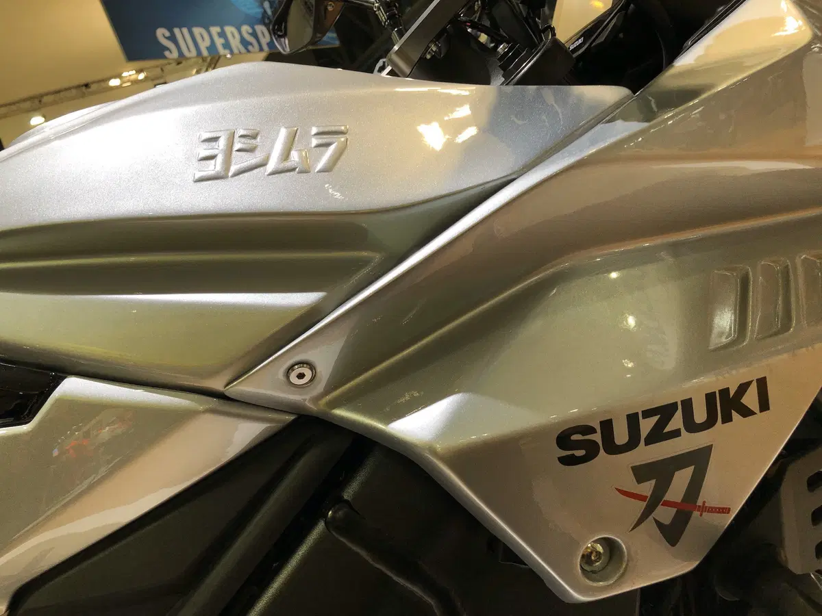 Tom Taniguchi, Suzuki: "Crediamo in V-Strom e GSX-R" (2)