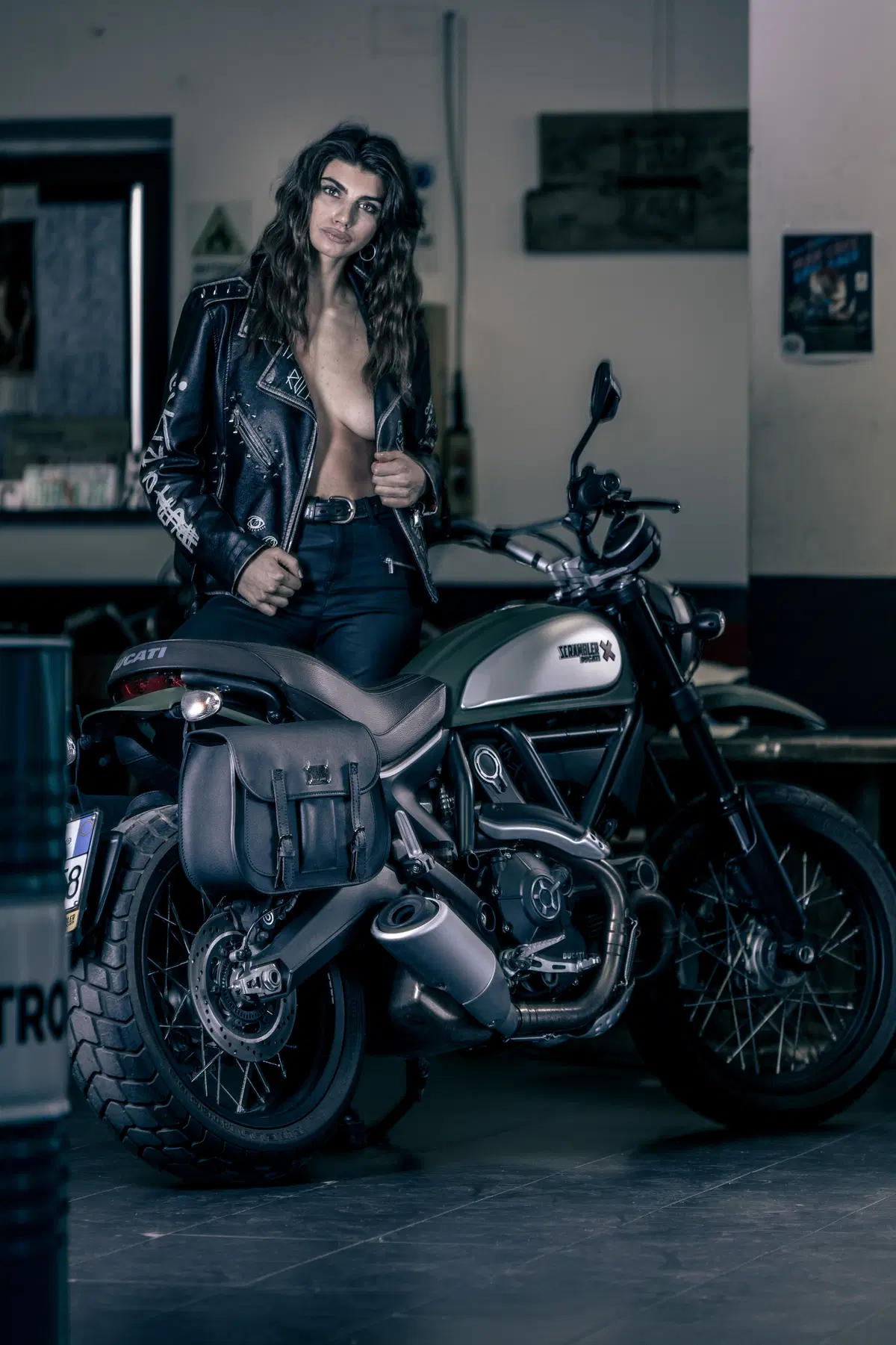 Roy Rebel, borse moto in gomma di pneumatici riciclati (4)