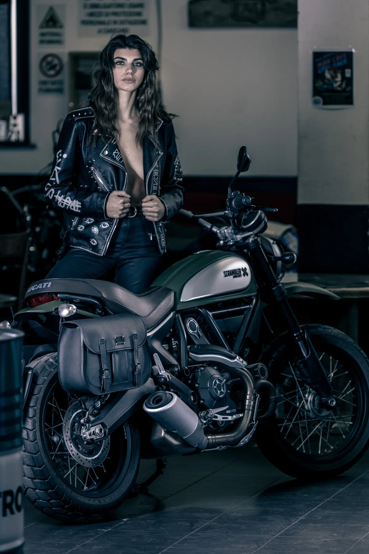 Roy Rebel, borse moto in gomma di pneumatici riciclati (9)