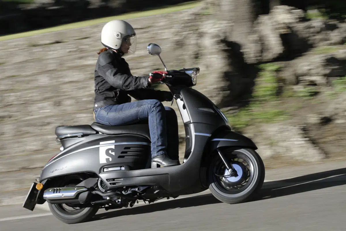 Peugeot Django S (2)