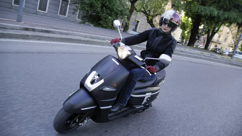 Peugeot Django S