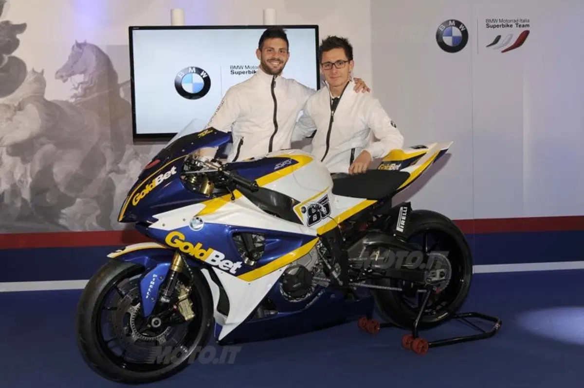 Presentato a Milano il team BMW Motorrad Italia (5)