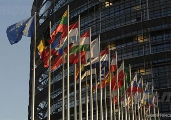 L'Unione Europea vuole moto più ecologiche e sicure