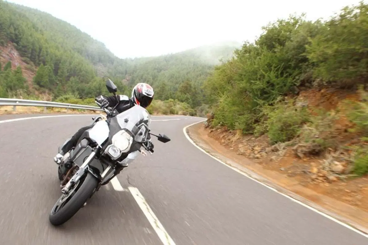 Kawasaki Versys 1000  (13)