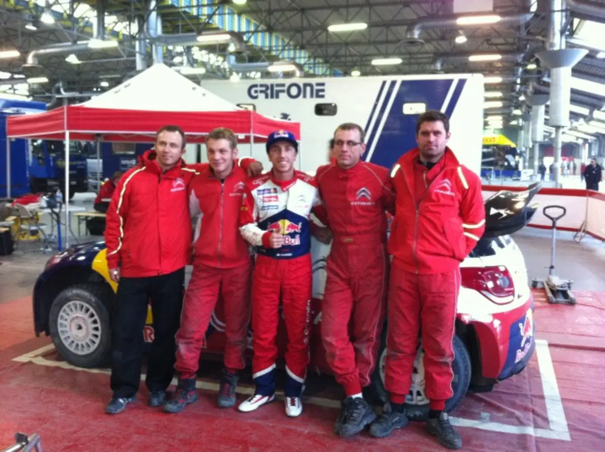 Cairoli debutta alla grande nei rally (7)