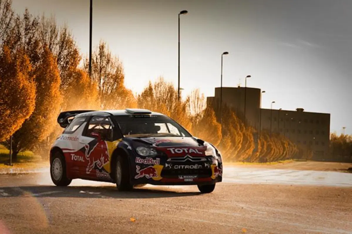 Cairoli debutta alla grande nei rally (9)