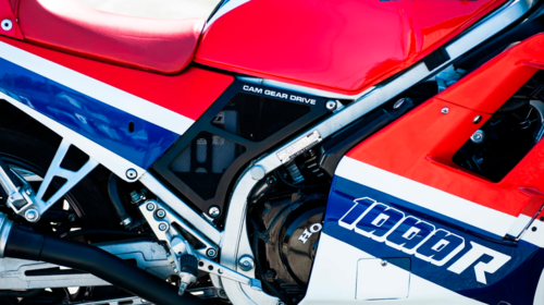 Honda VF1000R: una delle regine degli anni '80 all'asta (7)