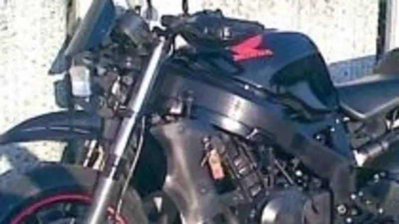 Le strane di Moto.it: "Honda CBR 900 RR"